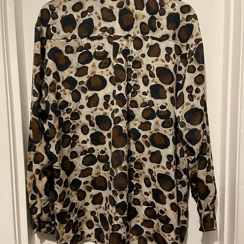 Magic Top Large Buttonfront Semi Sheer - Picture 4 of 6